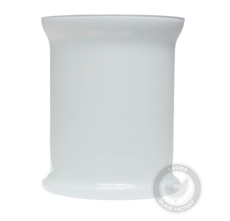 White vase 33 H22cm
